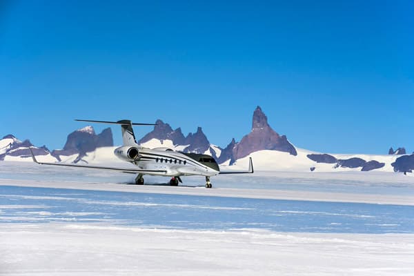 gulfstream landed in antartica