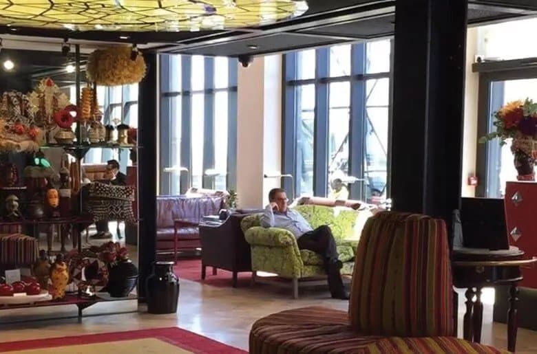 Luis Pinheiro silo hotel lobby