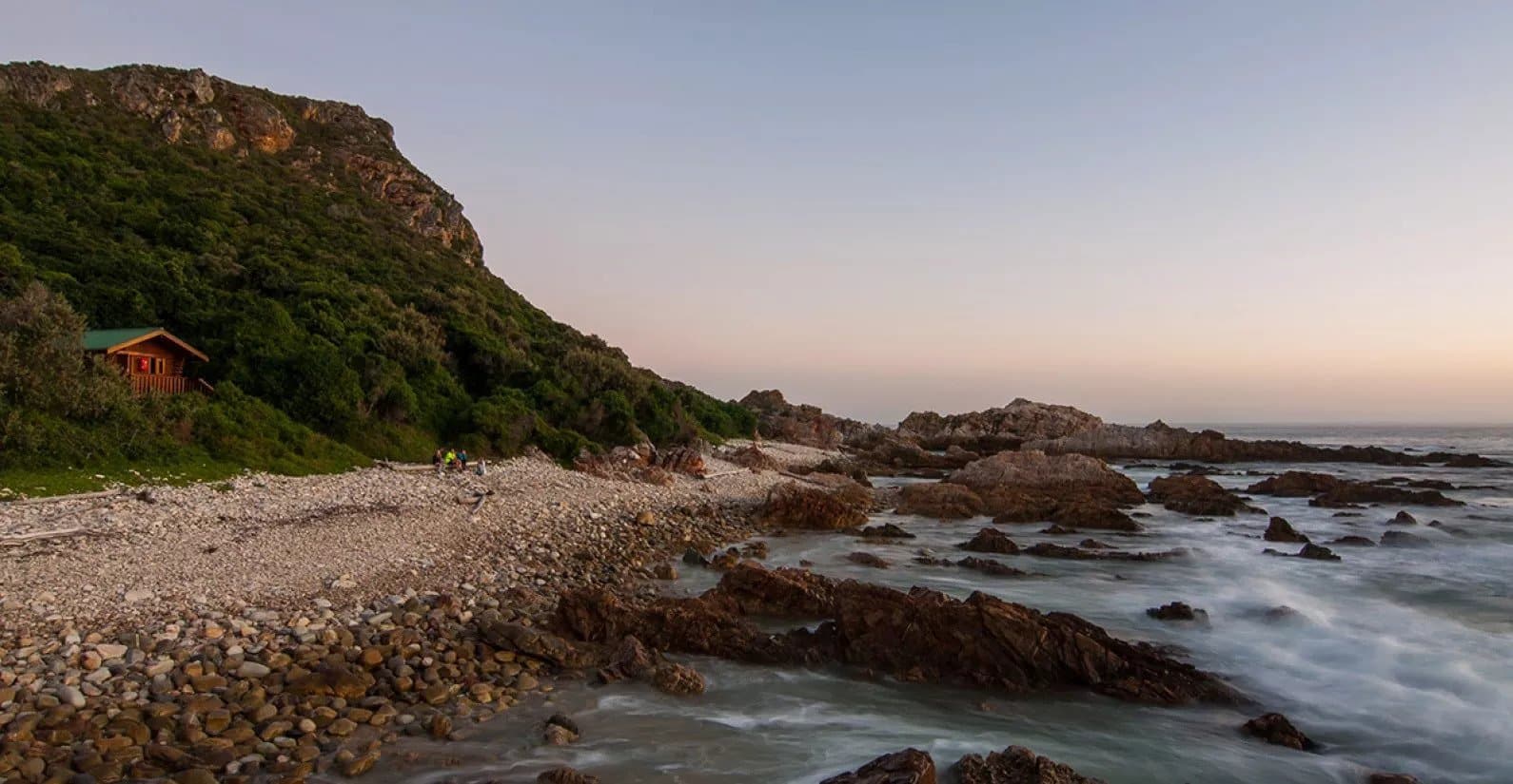 Oakhurst Hut along the Otter Trail