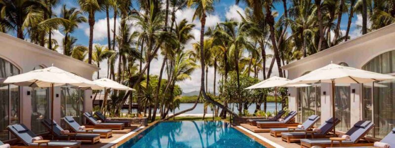 Experience Le Saint Geran Wellness Spa Pool on Days 12 – 16 of our South Africa Mauritius holiday.