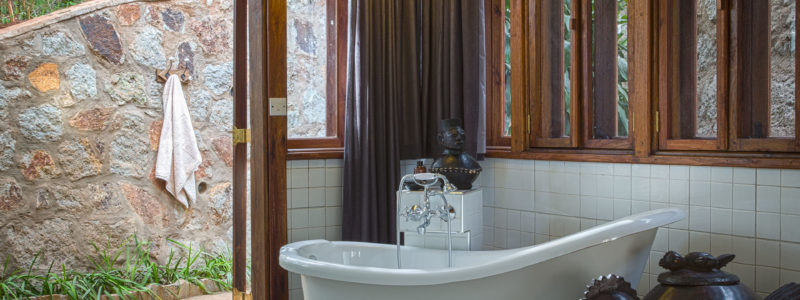 gibbs-farm-bustani-house-bathroom