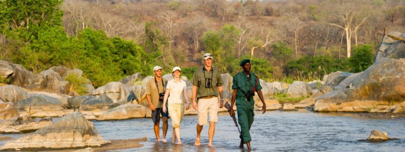 Cross the Mkulumadzi river