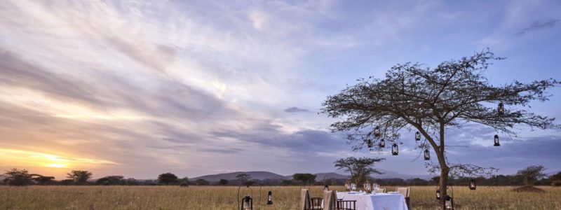 lsc_dining_outdoors_2