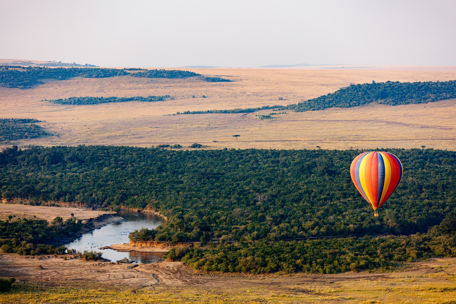 Hot air balloon Tanzania safari in the middle of the African savanna.