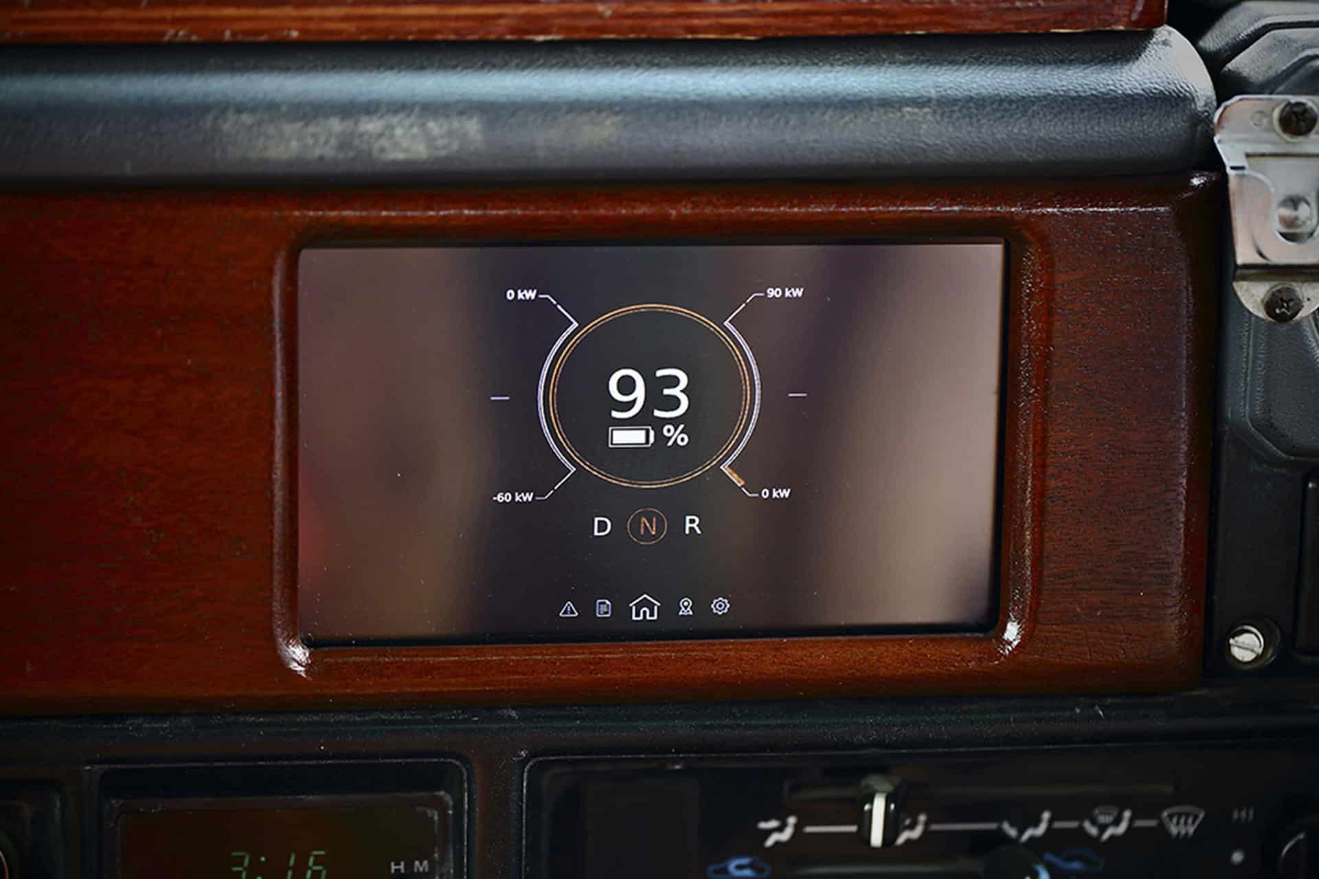 Electric safari vehicle control showing battery status and charge