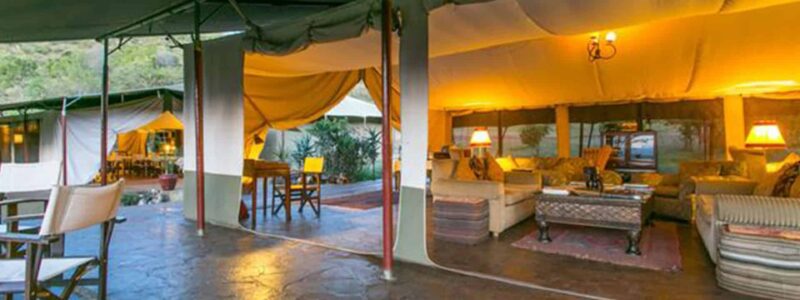 One-of-the-main-lounge-areas-in-the-main-camp