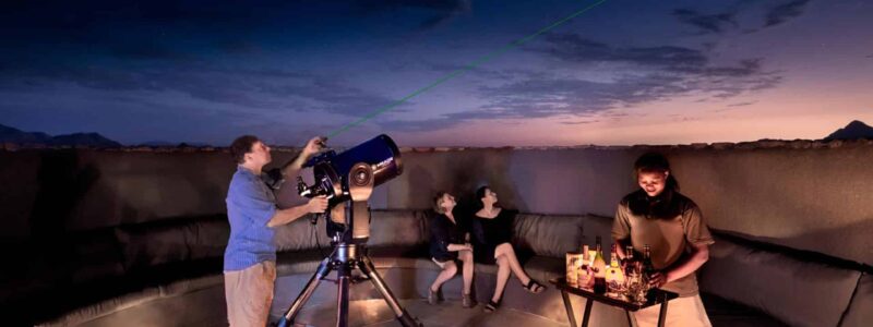 stargazing-astronomer-telescope-andbeyond-sossusvlei1