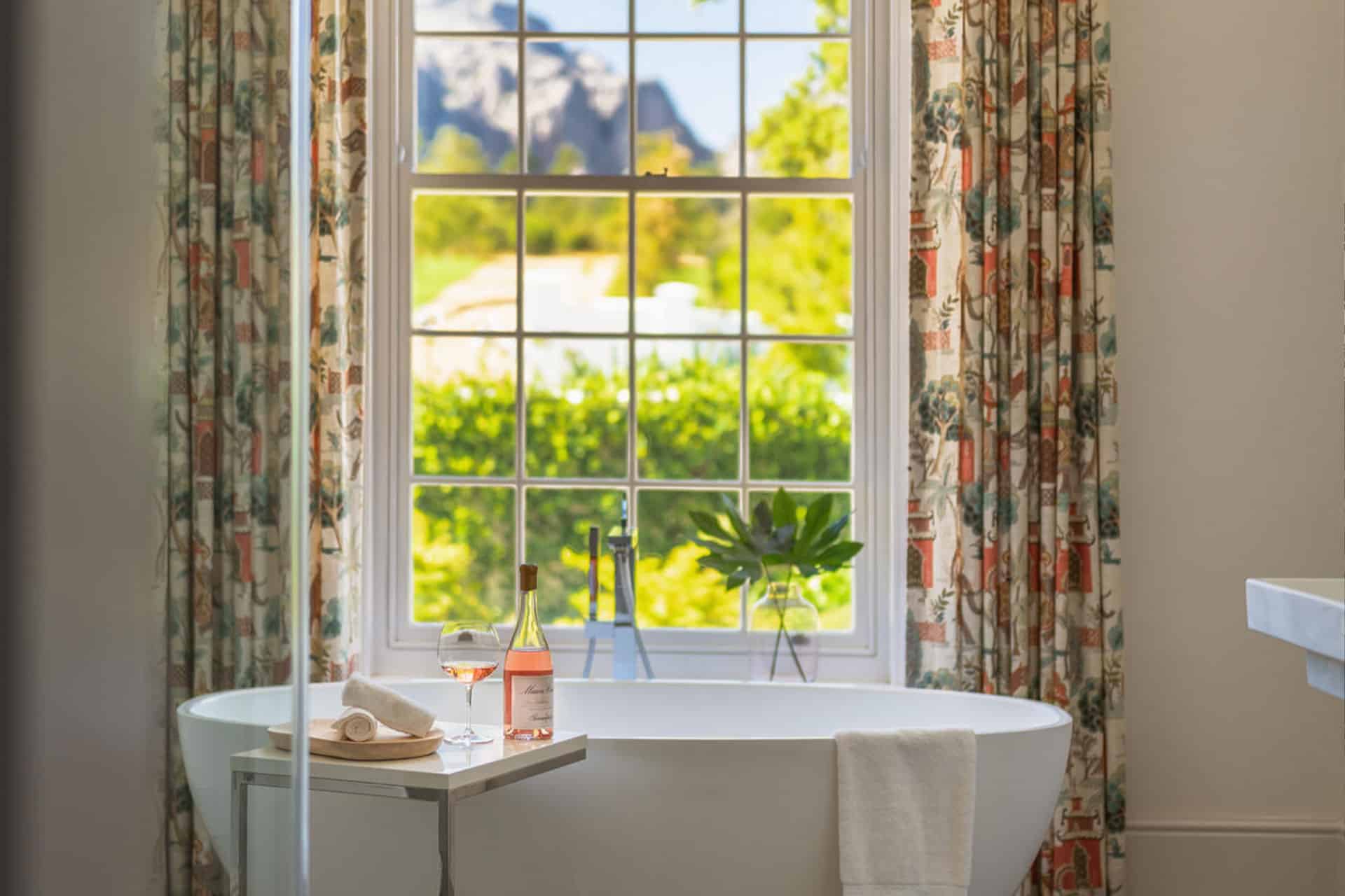 Brookdale Manor House bathroom