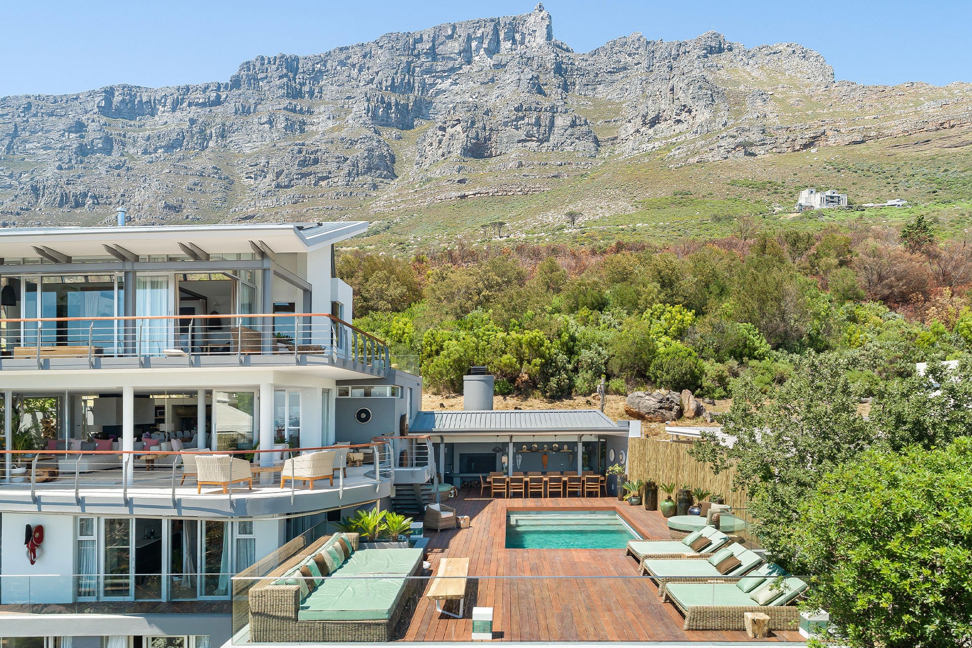 The luxury Residence by Atzaró villa nestled at the foot of Table Mountain in Cape Town, South Africa. 