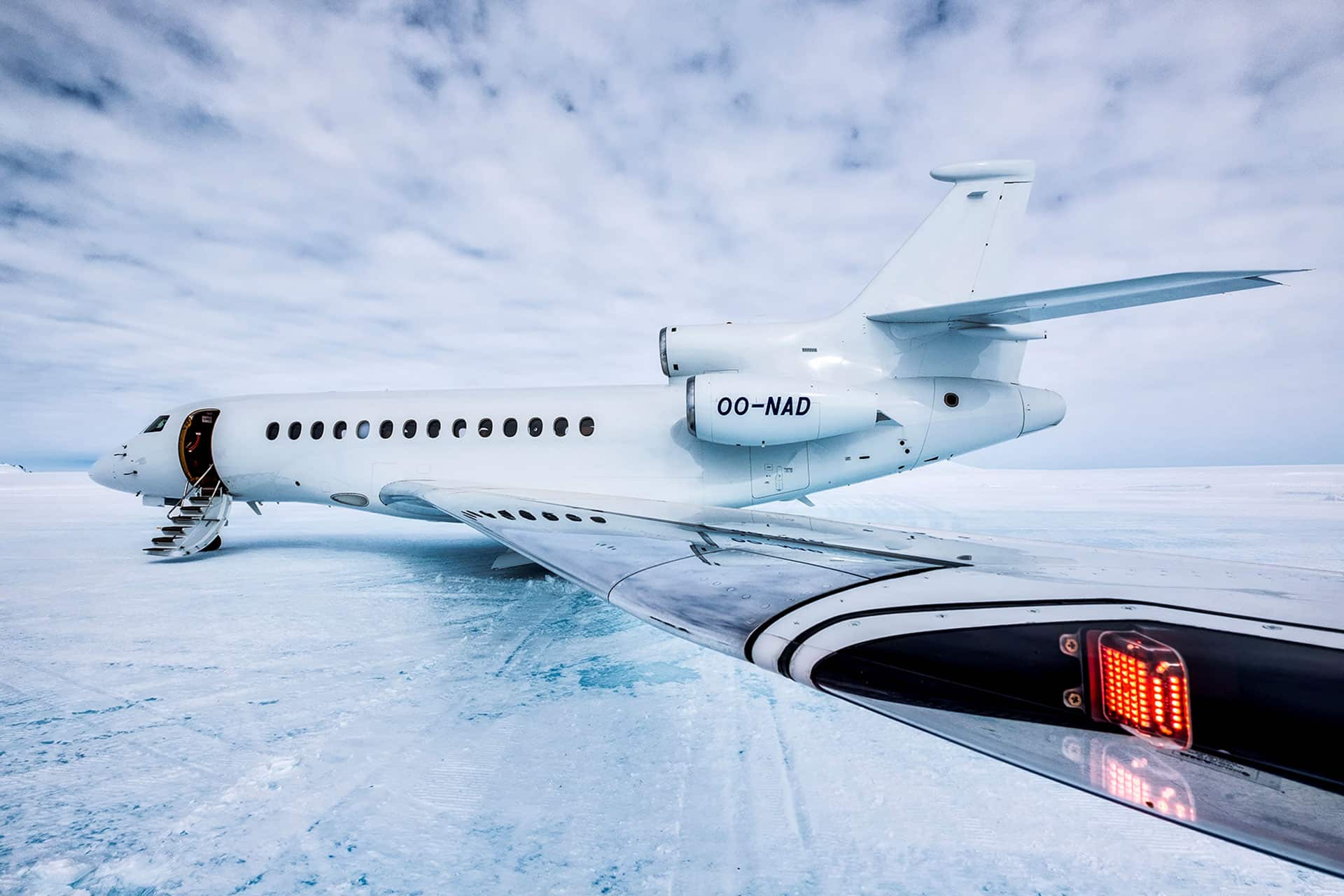 The Gulfstream jet on Wolf&rsquo;s Fang Runway in Antarctica