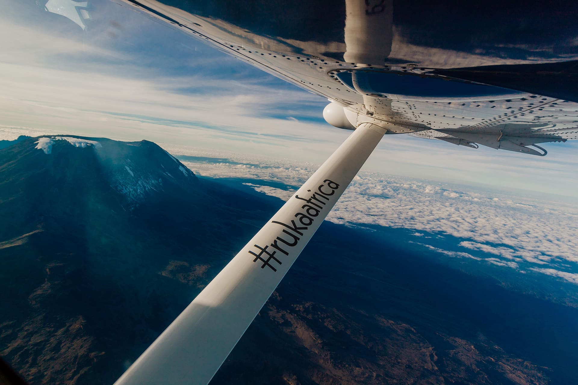Flight over Mount Kilimanjaro &ndash; a recommended experience for honeymoons in Africa. 
