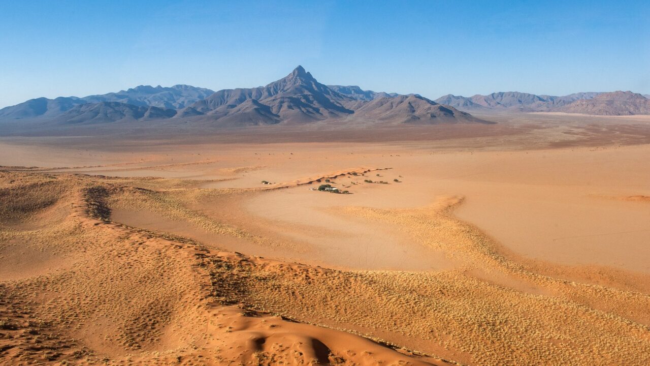 Kwessi Dunes Lodge Safari to Namibia