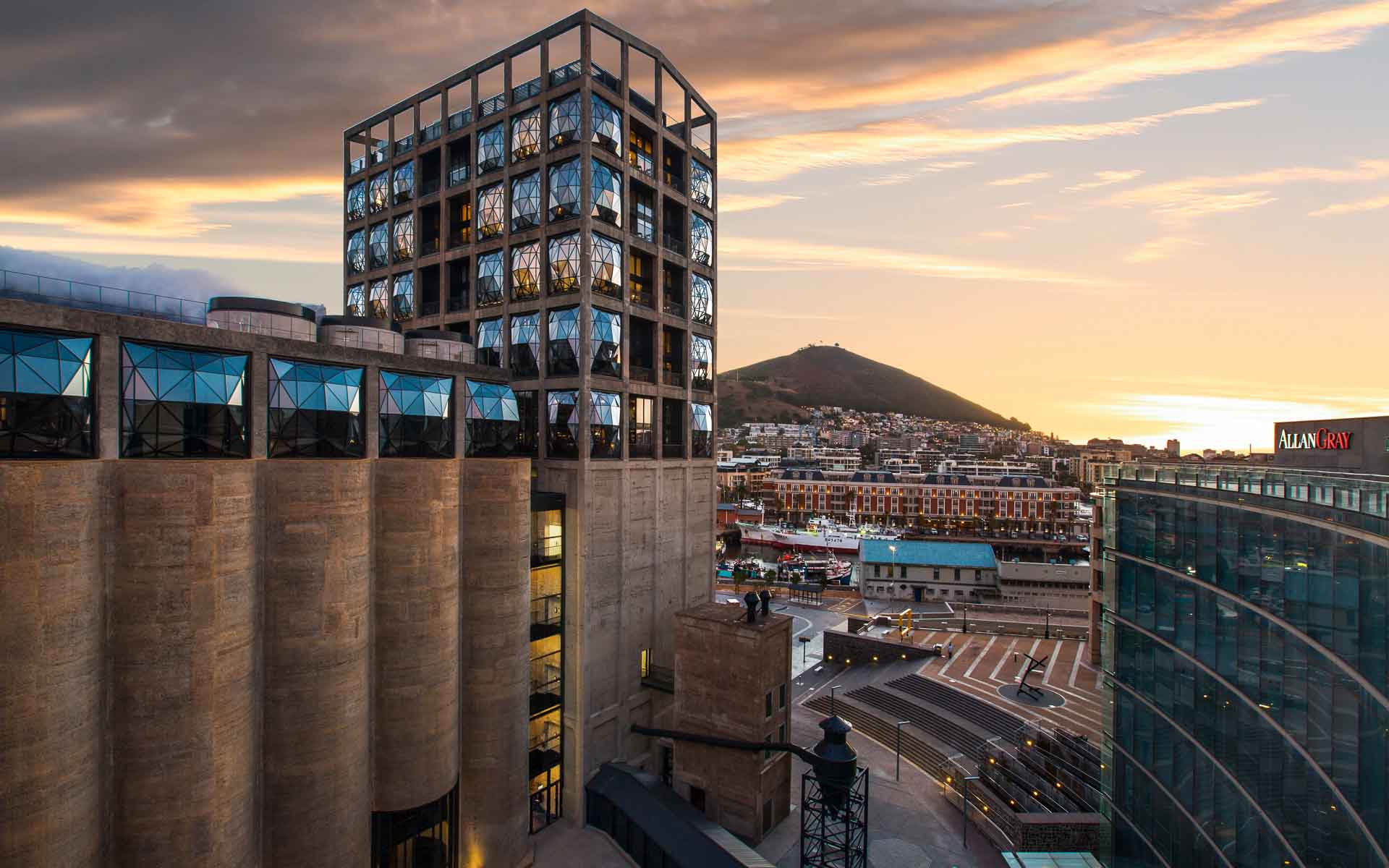 The Zeitz Museum of Contemporary African Art exterior during sunset &ndash; one of the top art galleries in Cape Town. 
