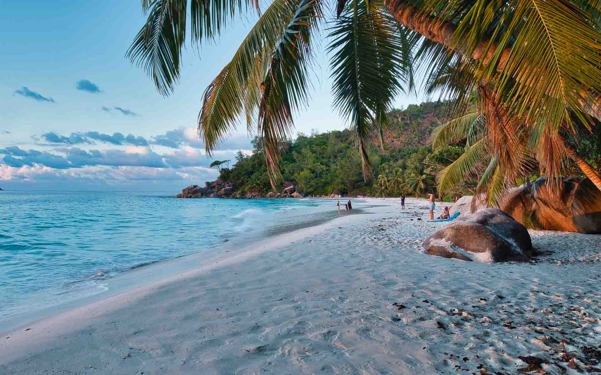 Anse Kerlan beach at Constance Lemuria 