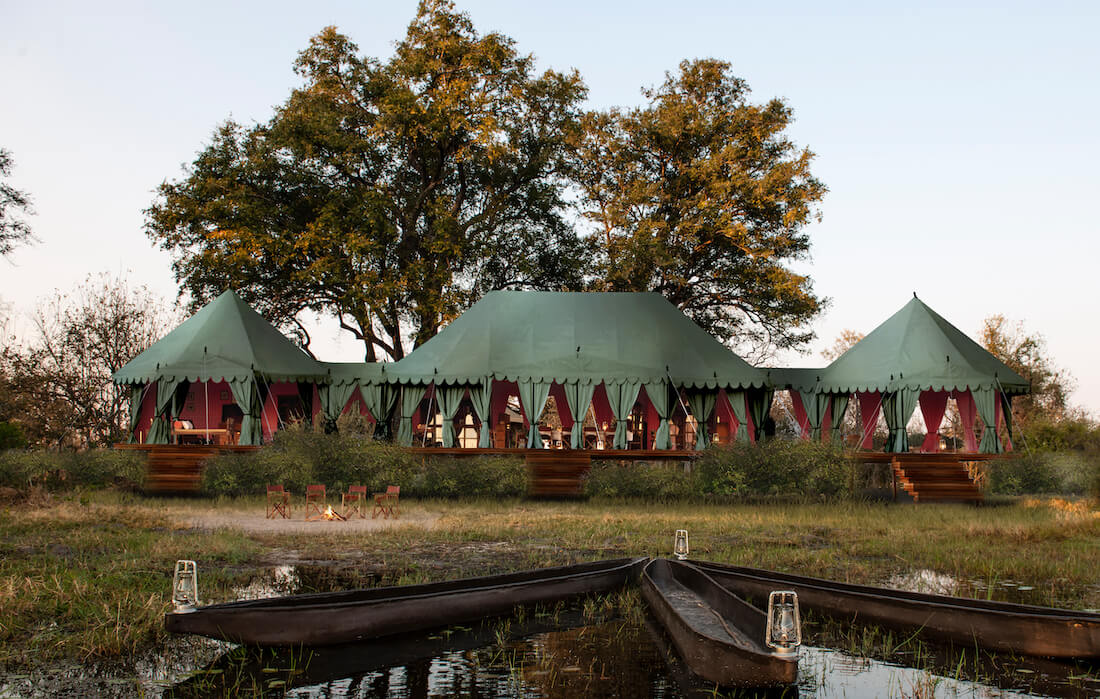 The main mess tent at Duke&rsquo;s Camp in the Okavango Delta. 