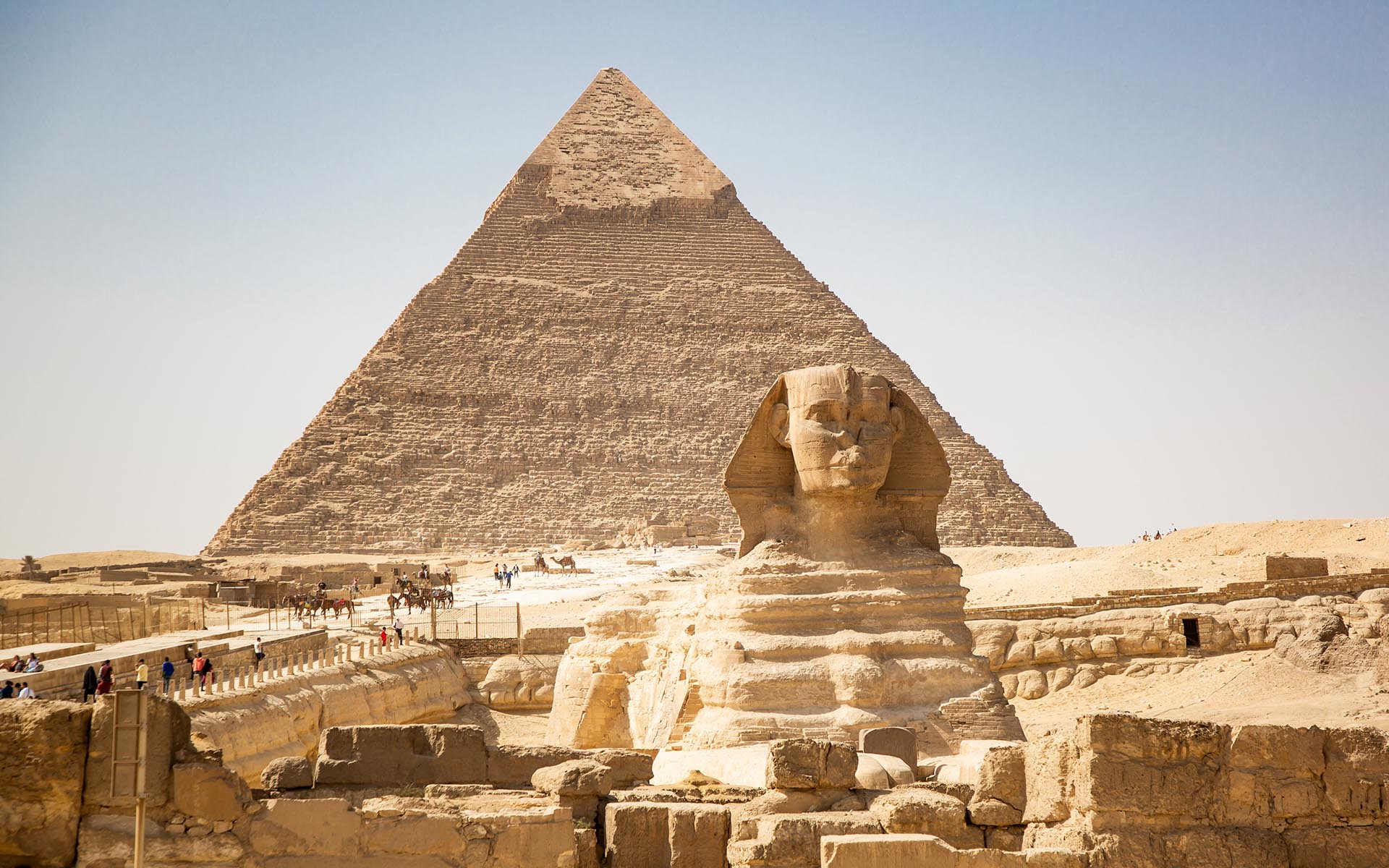 Great Pyramids of Giza and the Sphinx, part of Ker & Downey Africa&rsquo;s best Africa safaris of 2022.